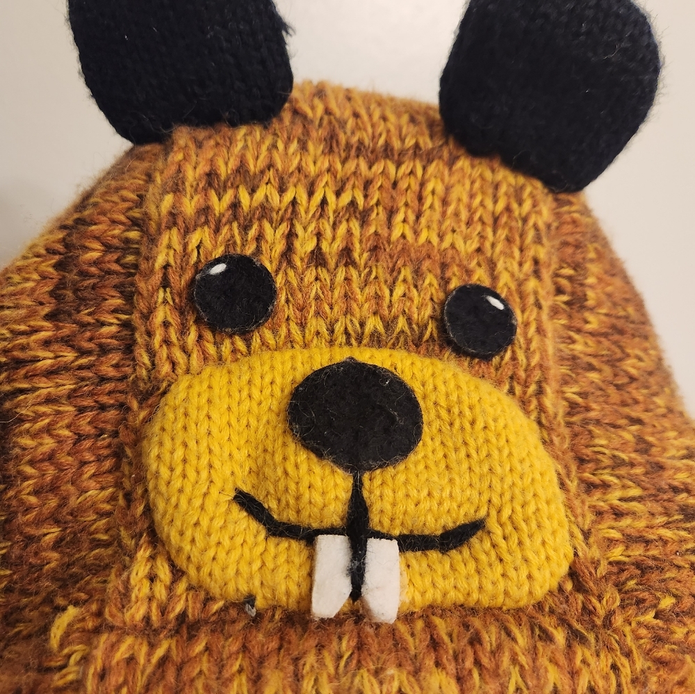 Beaver knit coat with fleece lining